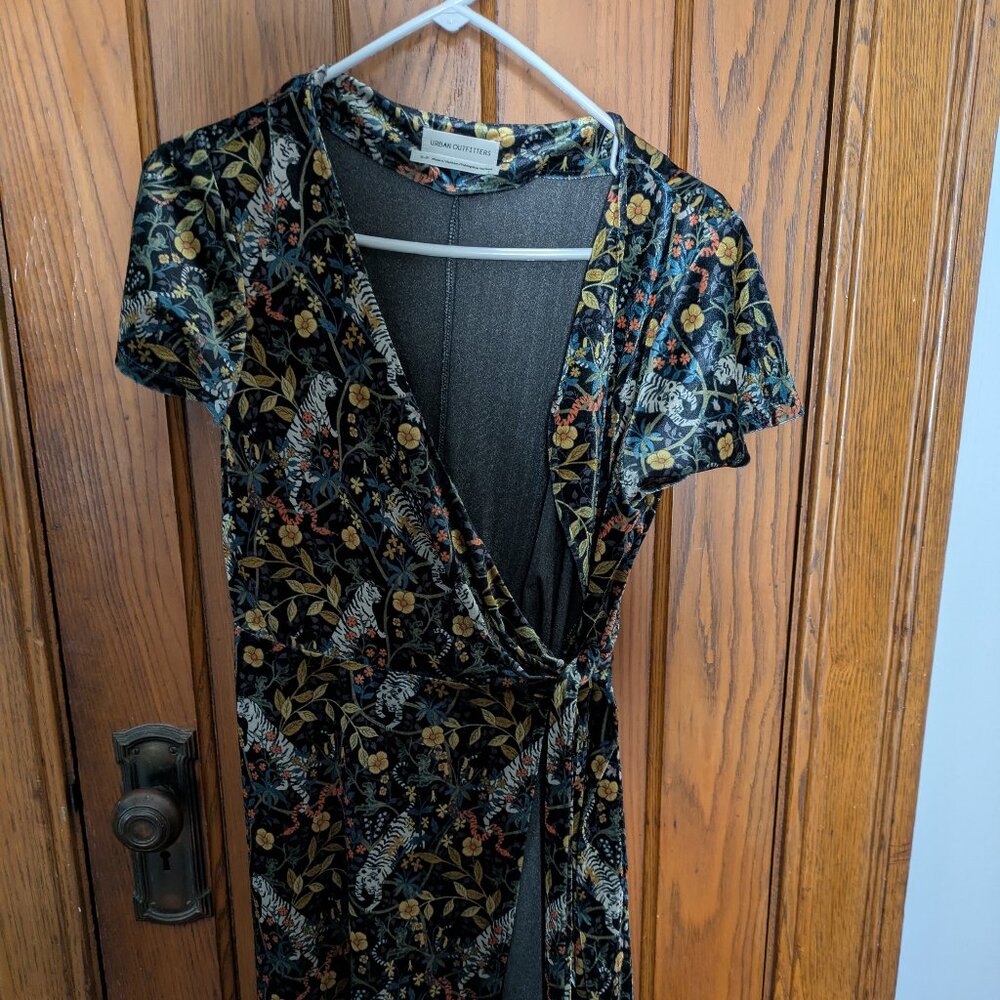 Urban Outfitters Velvet Tiger Snake Wrap Dress Size small